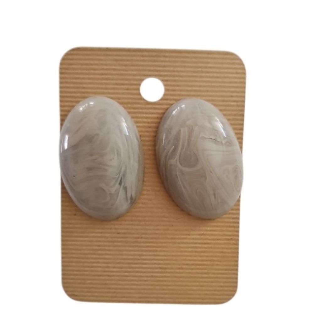 Vintage Marbled Lucite Oval Earrings Cream Swirl Retro Minimalist Studs